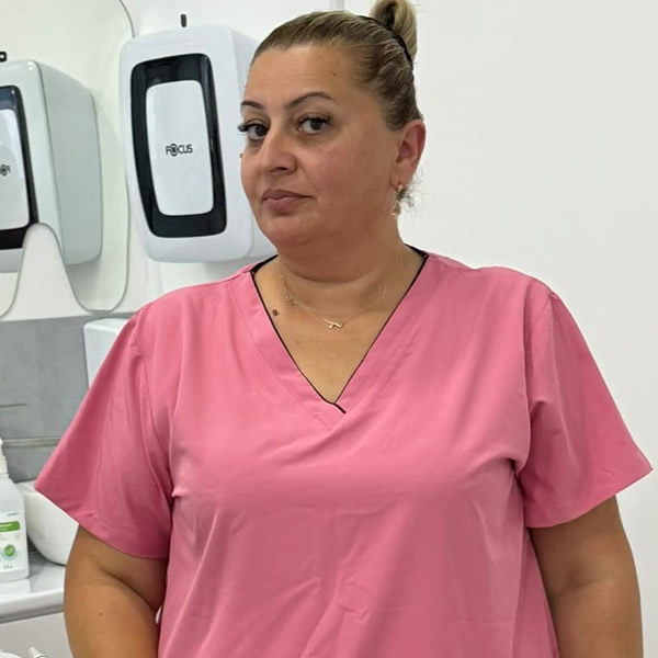 Nima Dentalმაია ბერიძე, სტომატოლოგი. თერაპევტი, ბავშვთა სტომატოლოგია, ორთოდონტია, ქირურგია. ესენი არიან ჩვენი ექიმები.კლინიკა 
